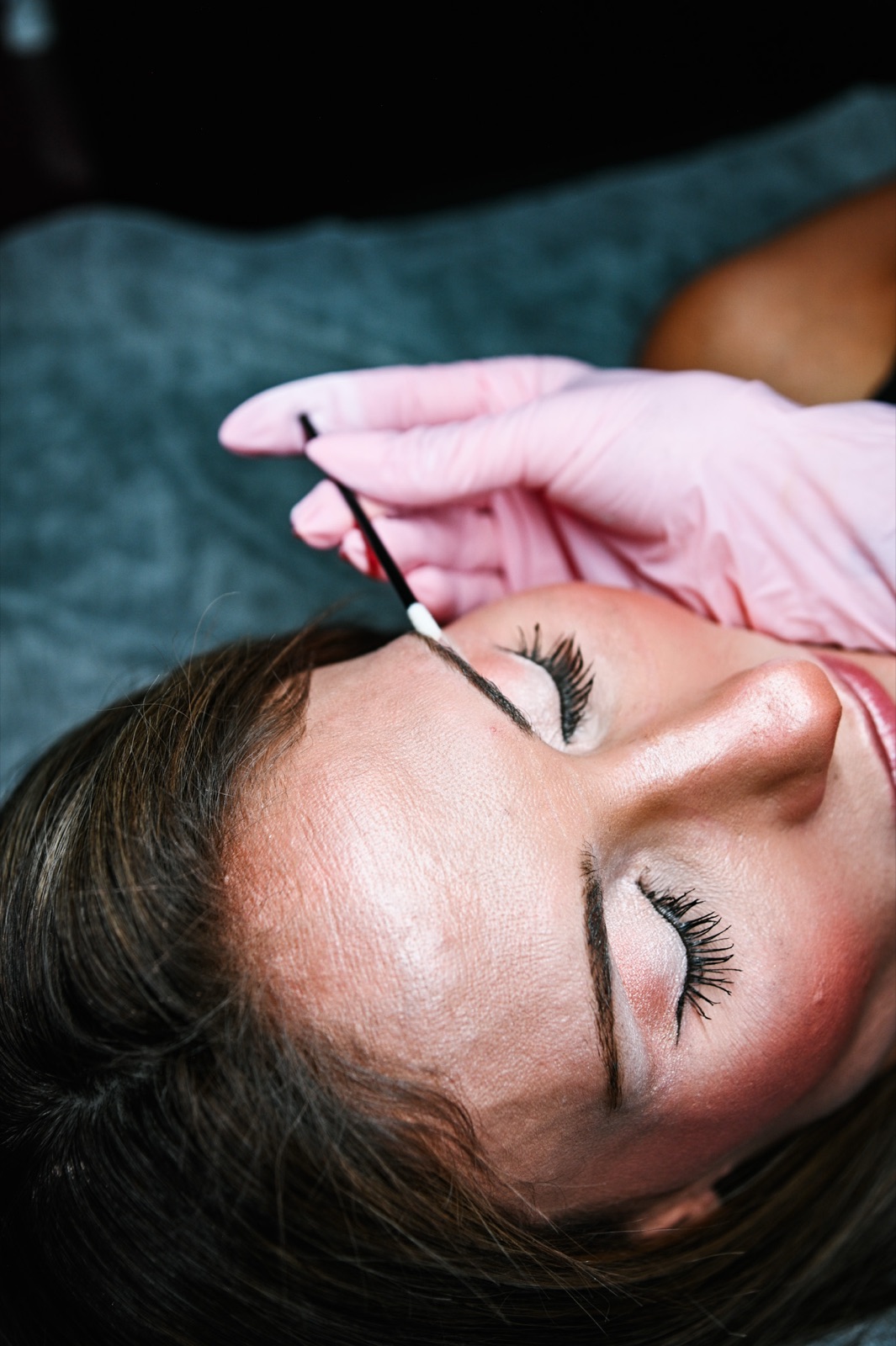 Lindsey performing a permanent makeup treatment.